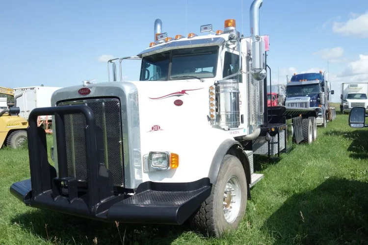 Photo #41 of CANADA NORTH GROUP/ CAMCORP STRUCTURES LTD - LARGE RECEIVERSHIP AUCTION OF A MAJOR CAMP STRUCTURES & SERVICES COMPANY, FEATURING: LATE-MODEL CONSTRUCTION/ERECTION EQUIPMENT & MODULAR/SKIDDED CAMP TRAILERS