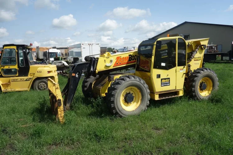 Photo #59 of CANADA NORTH GROUP/ CAMCORP STRUCTURES LTD - LARGE RECEIVERSHIP AUCTION OF A MAJOR CAMP STRUCTURES & SERVICES COMPANY, FEATURING: LATE-MODEL CONSTRUCTION/ERECTION EQUIPMENT & MODULAR/SKIDDED CAMP TRAILERS
