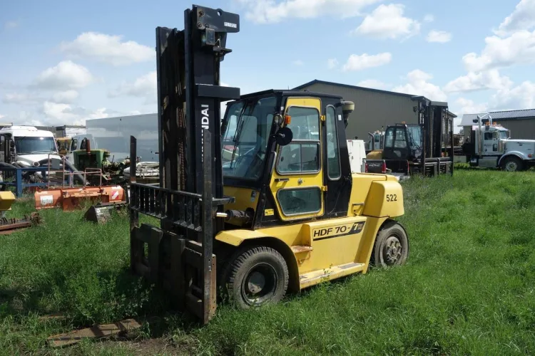 Photo #61 of CANADA NORTH GROUP/ CAMCORP STRUCTURES LTD - LARGE RECEIVERSHIP AUCTION OF A MAJOR CAMP STRUCTURES & SERVICES COMPANY, FEATURING: LATE-MODEL CONSTRUCTION/ERECTION EQUIPMENT & MODULAR/SKIDDED CAMP TRAILERS