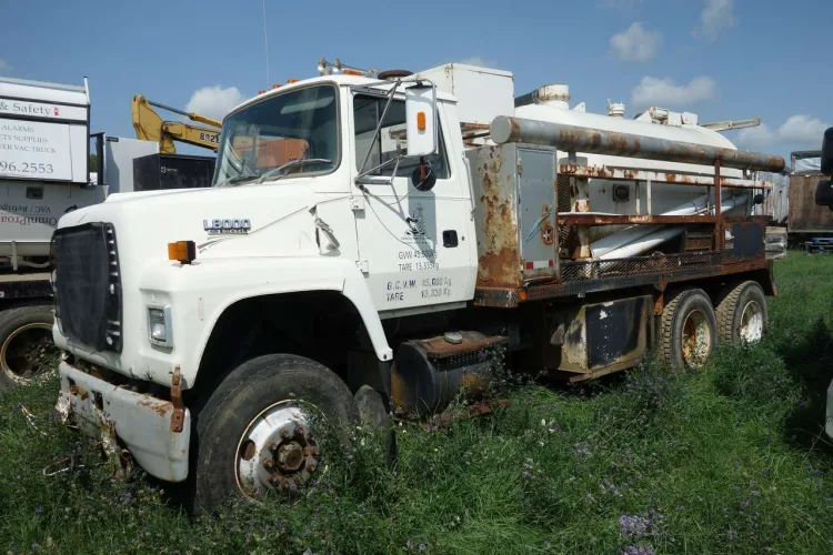 Photo #66 of CANADA NORTH GROUP/ CAMCORP STRUCTURES LTD - LARGE RECEIVERSHIP AUCTION OF A MAJOR CAMP STRUCTURES & SERVICES COMPANY, FEATURING: LATE-MODEL CONSTRUCTION/ERECTION EQUIPMENT & MODULAR/SKIDDED CAMP TRAILERS