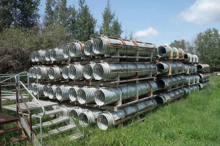 Photo #76 of CANADA NORTH GROUP/ CAMCORP STRUCTURES LTD - LARGE RECEIVERSHIP AUCTION OF A MAJOR CAMP STRUCTURES & SERVICES COMPANY, FEATURING: LATE-MODEL CONSTRUCTION/ERECTION EQUIPMENT & MODULAR/SKIDDED CAMP TRAILERS