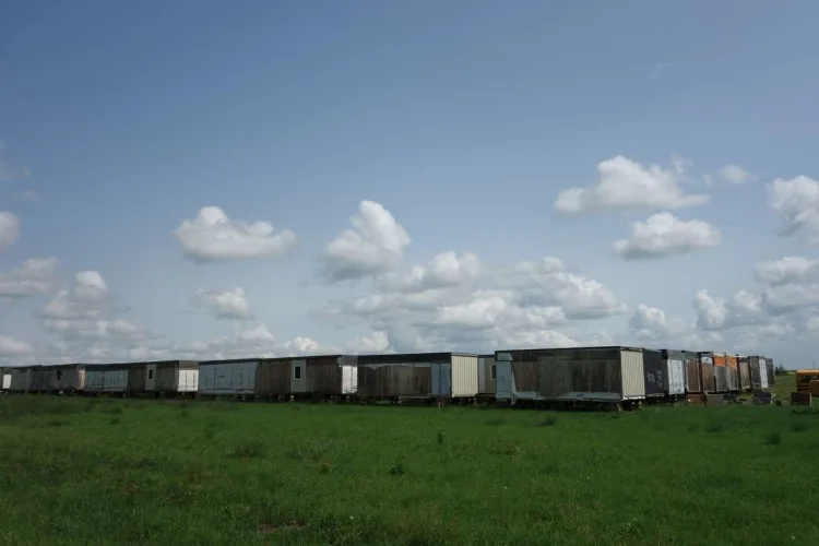 Photo #79 of CANADA NORTH GROUP/ CAMCORP STRUCTURES LTD - LARGE RECEIVERSHIP AUCTION OF A MAJOR CAMP STRUCTURES & SERVICES COMPANY, FEATURING: LATE-MODEL CONSTRUCTION/ERECTION EQUIPMENT & MODULAR/SKIDDED CAMP TRAILERS