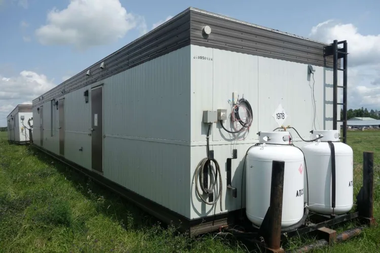 Photo #87 of CANADA NORTH GROUP/ CAMCORP STRUCTURES LTD - LARGE RECEIVERSHIP AUCTION OF A MAJOR CAMP STRUCTURES & SERVICES COMPANY, FEATURING: LATE-MODEL CONSTRUCTION/ERECTION EQUIPMENT & MODULAR/SKIDDED CAMP TRAILERS