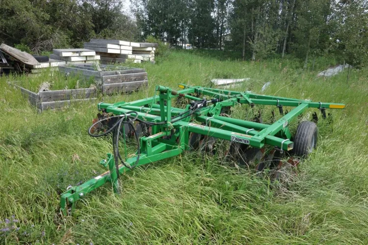 Photo #91 of CANADA NORTH GROUP/ CAMCORP STRUCTURES LTD - LARGE RECEIVERSHIP AUCTION OF A MAJOR CAMP STRUCTURES & SERVICES COMPANY, FEATURING: LATE-MODEL CONSTRUCTION/ERECTION EQUIPMENT & MODULAR/SKIDDED CAMP TRAILERS