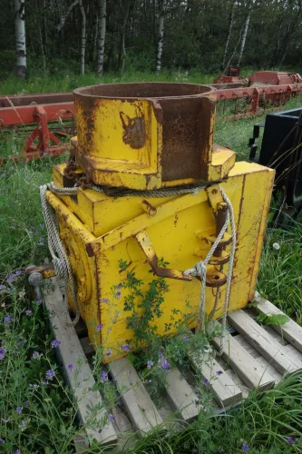 Photo #104 of CANADA NORTH GROUP/ CAMCORP STRUCTURES LTD - LARGE RECEIVERSHIP AUCTION OF A MAJOR CAMP STRUCTURES & SERVICES COMPANY, FEATURING: LATE-MODEL CONSTRUCTION/ERECTION EQUIPMENT & MODULAR/SKIDDED CAMP TRAILERS