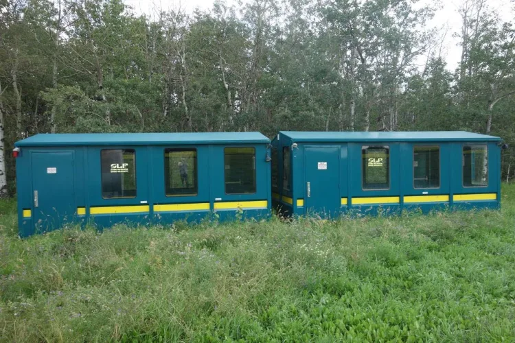 Photo #106 of CANADA NORTH GROUP/ CAMCORP STRUCTURES LTD - LARGE RECEIVERSHIP AUCTION OF A MAJOR CAMP STRUCTURES & SERVICES COMPANY, FEATURING: LATE-MODEL CONSTRUCTION/ERECTION EQUIPMENT & MODULAR/SKIDDED CAMP TRAILERS