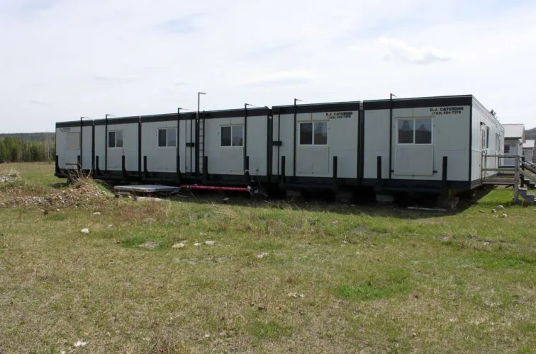 Photo #116 of CANADA NORTH GROUP/ CAMCORP STRUCTURES LTD - LARGE RECEIVERSHIP AUCTION OF A MAJOR CAMP STRUCTURES & SERVICES COMPANY, FEATURING: LATE-MODEL CONSTRUCTION/ERECTION EQUIPMENT & MODULAR/SKIDDED CAMP TRAILERS