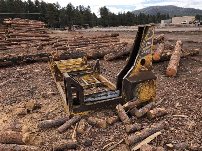 Photo #8 of NEWPAC FIBRE - LARGE/SMALL SAWMILL, FEATURING: LATE-MODEL WOOD PROCESSING/LOGGING EQUIPMENT