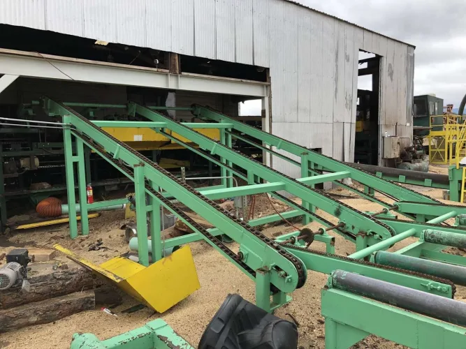 Photo #30 of NEWPAC FIBRE - LARGE/SMALL SAWMILL, FEATURING: LATE-MODEL WOOD PROCESSING/LOGGING EQUIPMENT