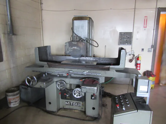 Photo #1 of CLARICH MOLD CORPORATION - LATE MODEL PLASTIC MOLD AND DIE CASTING EQUIPMENT