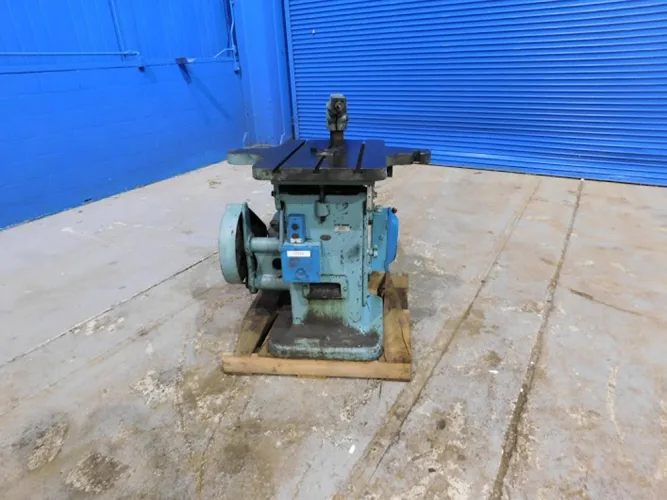 Photo #12 of CLARICH MOLD CORPORATION - LATE MODEL PLASTIC MOLD AND DIE CASTING EQUIPMENT