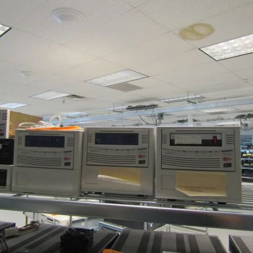 Photo #74 of QUANTUM CORPORATION - TEST & MEASUREMENT EQUIPMENT, ENVIRONMENTAL CHAMBERS, MICROSCOPES, LABORATORY WORKSTATIONS, LABEL PRINTERS, TOOL BOXES, CABINETS & MUCH MORE