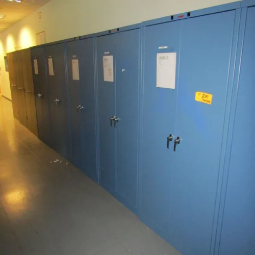 Photo #117 of QUANTUM CORPORATION - TEST & MEASUREMENT EQUIPMENT, ENVIRONMENTAL CHAMBERS, MICROSCOPES, LABORATORY WORKSTATIONS, LABEL PRINTERS, TOOL BOXES, CABINETS & MUCH MORE