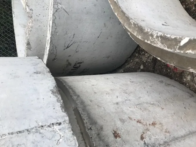 Photo #17 of S&D MASONRY & LEGACY UNDERGROUND AUCTION, FEATURING: (10+) LARGE CEMENT PIPES, BENNU POWER SCAFFOLDING, (3) CHEVY PICKUPS, (3) PETTIBONE TELESCOPING FORKLIFTS, CEMENT SAWS & MIXERS & MUCH MORE.