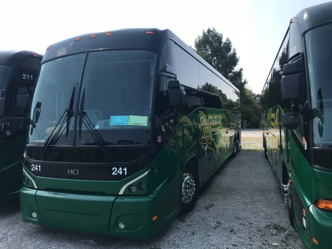 Photo #29 of GLOBAL WEBCAST AUCTION - CAVALLO BUS LINES INC. - UNPRECEDENTED HUGE, LATE-MODEL MOTOR COACH FLEET AVAILABLE FOR IMMEDIATE SALE - OVER 100 MOTOR COACH BUSES AS NEW AS 2017