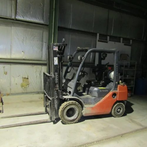 Photo #35 of GRANITE MANUFACTURER AND SUPPLIER OF HEADSTONES, LARGE QUANTITY OF GRANITE MATERIAL AVAILABLE