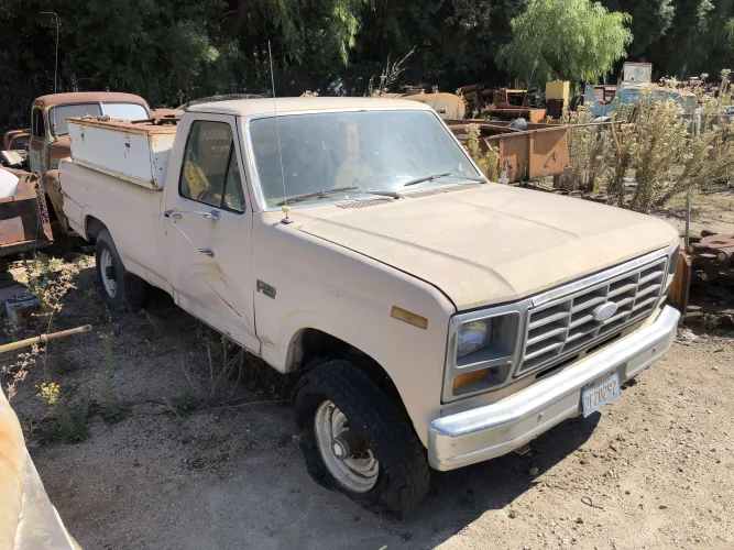 Photo #1 of PIPE CONTRACTING BUSINESS TO INCLUDE YELLOW IRON, VINTAGE VEHICLES, CARS & TRUCKS, TRAILERS AND NICE SCRAP OPPORTUNITY - WESLEY RAY & SON