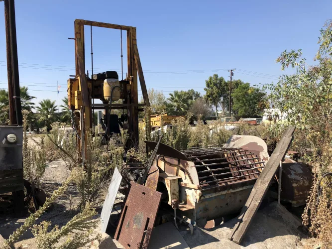 Photo #12 of PIPE CONTRACTING BUSINESS TO INCLUDE YELLOW IRON, VINTAGE VEHICLES, CARS & TRUCKS, TRAILERS AND NICE SCRAP OPPORTUNITY - WESLEY RAY & SON