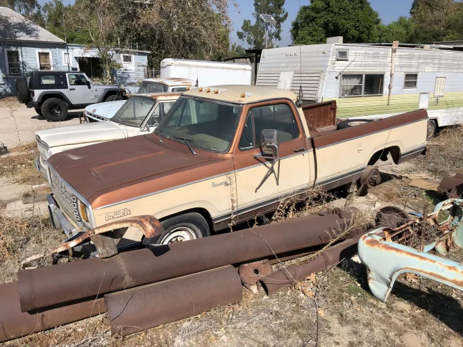 Photo #23 of PIPE CONTRACTING BUSINESS TO INCLUDE YELLOW IRON, VINTAGE VEHICLES, CARS & TRUCKS, TRAILERS AND NICE SCRAP OPPORTUNITY - WESLEY RAY & SON