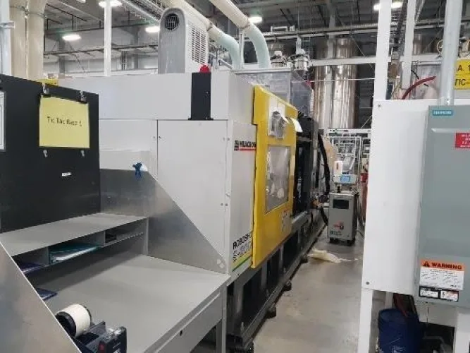 Photo #4 of 2009 330-TON CINCINNATI ROBOSHOT MDL: S2000I ELECTRIC INJECTION MOLDER & 2008 330-TON CINCINNATI ROBOSHOT MDL: S2000I-330B ELECTRIC INJECTION MOLDER
