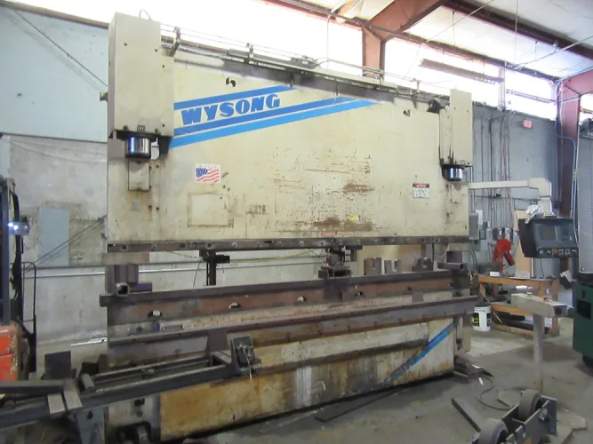 Photo #29 of FABRICATION & METALWORKING MACHINERY SALE - OVER 150 MACHINES! AIR COMPRESSORS/DRYERS/DUST COLLECTORS, ANGLE PLATES, ANGLE ROLL, BALANCING MACHINE, BEADER/CRIMPER, BEVELING MACHINE, BLAST CLEANING, BORING MILL, CENTERING MACHINES, CHIP WRINGER, COMPACTOR,