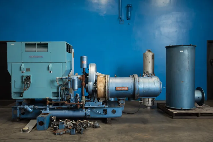Photo #44 of FABRICATION & METALWORKING MACHINERY SALE - OVER 150 MACHINES! AIR COMPRESSORS/DRYERS/DUST COLLECTORS, ANGLE PLATES, ANGLE ROLL, BALANCING MACHINE, BEADER/CRIMPER, BEVELING MACHINE, BLAST CLEANING, BORING MILL, CENTERING MACHINES, CHIP WRINGER, COMPACTOR,