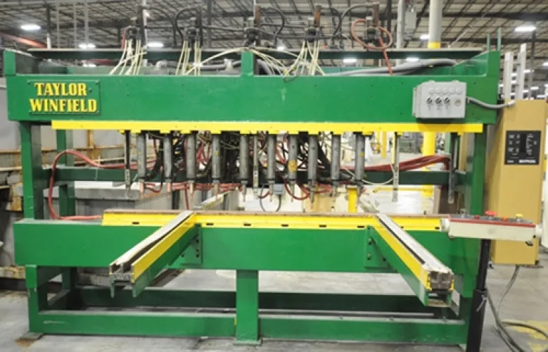 Photo #60 of FABRICATION & METALWORKING MACHINERY SALE - OVER 150 MACHINES! AIR COMPRESSORS/DRYERS/DUST COLLECTORS, ANGLE PLATES, ANGLE ROLL, BALANCING MACHINE, BEADER/CRIMPER, BEVELING MACHINE, BLAST CLEANING, BORING MILL, CENTERING MACHINES, CHIP WRINGER, COMPACTOR,