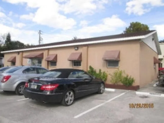 Photo #5 of ATTRACTIVE, WELL-MAINTAINED, MULTI-USE, TURN-KEY REAL ESTATE - OTC/PERSONAL CARE PRODUCTS MFG. & LABORATORY