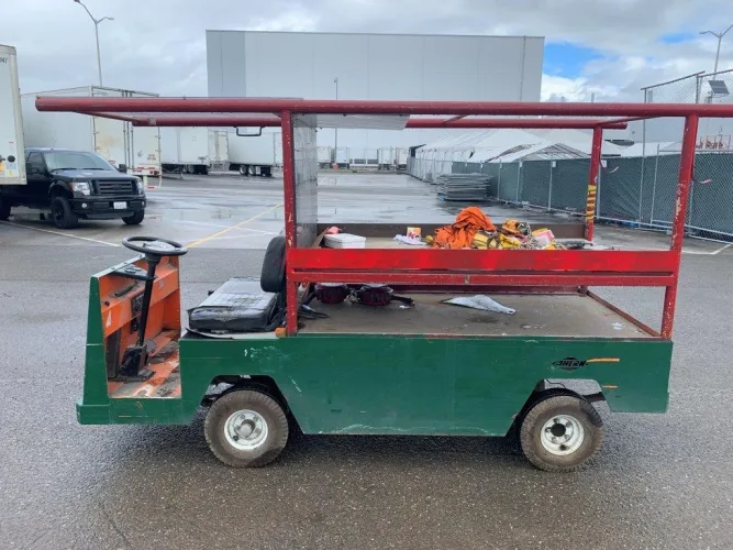 Photo #15 of ITEMS SURPLUS TO THE ONGOING OPERATIONS OF INTERNATIONAL INDUSTRIAL CONTRACTING, AN EXCEPTIONALLY MAINTAINED FLEET OF RIGGING EQUIPMENT - IICC