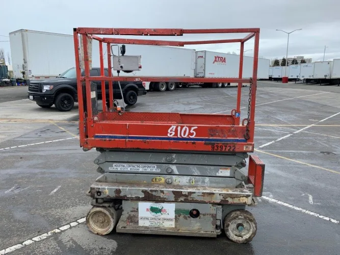 Photo #20 of ITEMS SURPLUS TO THE ONGOING OPERATIONS OF INTERNATIONAL INDUSTRIAL CONTRACTING, AN EXCEPTIONALLY MAINTAINED FLEET OF RIGGING EQUIPMENT - IICC