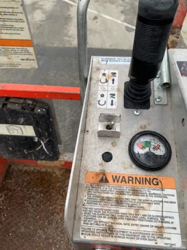 Photo #25 of ITEMS SURPLUS TO THE ONGOING OPERATIONS OF INTERNATIONAL INDUSTRIAL CONTRACTING, AN EXCEPTIONALLY MAINTAINED FLEET OF RIGGING EQUIPMENT - IICC