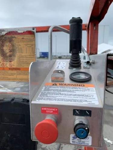 Photo #31 of ITEMS SURPLUS TO THE ONGOING OPERATIONS OF INTERNATIONAL INDUSTRIAL CONTRACTING, AN EXCEPTIONALLY MAINTAINED FLEET OF RIGGING EQUIPMENT - IICC