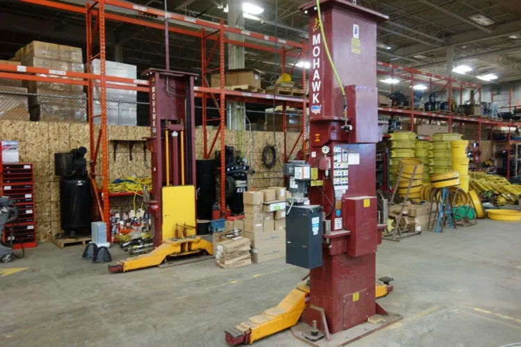 Photo #10 of LATE MODEL EXCAVATORS, SERVICE TRUCKS, 2018 PORTABLE COMPRESSORS, EQUIPMENT & REEL TRAILERS, FORKLIFTS & MORE - DISTINCT INFRASTRUCTURE GROUP INC. (SUBJECT TO COURT APPROVAL)