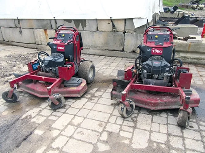 Photo #2 of EQUIPMENT AVAILABLE FROM A COMMERCIAL & RESIDENTIAL LANDSCAPE DESIGN & CONSTRUCTION COMPANY, INCLUDING: (10) FORD, INTERNATIONAL, PETERBILT & FREIGHTLINER DUMP TRUCKS, (7) NEW HOLLAND, BOBCAT & CASE SKID STEERS, HARLO H300C TRACTOR, (7) FORD PICK UP