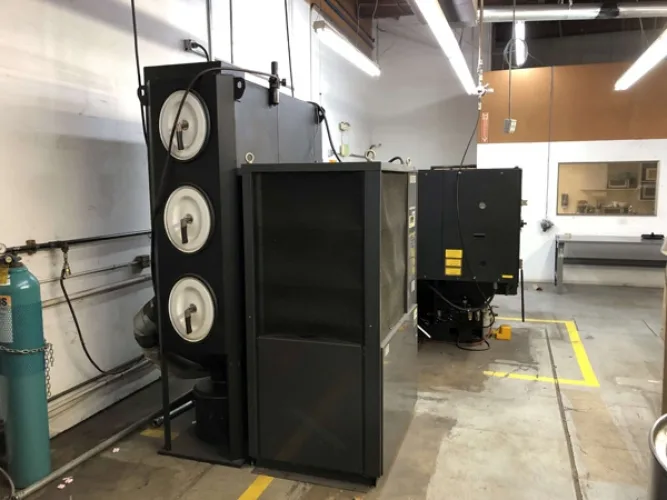 Photo #26 of 2011 AMADA QUATTRO 2,000-WATT CNC LASER, KOMATSU 200 TON GAP FRAME VARI-SPEED PRESS, (2) BRIDGEPORT SERIES 1 VERTICAL MILLS, CUT KING LATHE, CAT 3,000 LB. CAP. ELECTRIC FORKLIFT, AIR COMPRESSORS & MORE - ASSETS SURPLUS TO THE ONGOING OPERATIONS OF