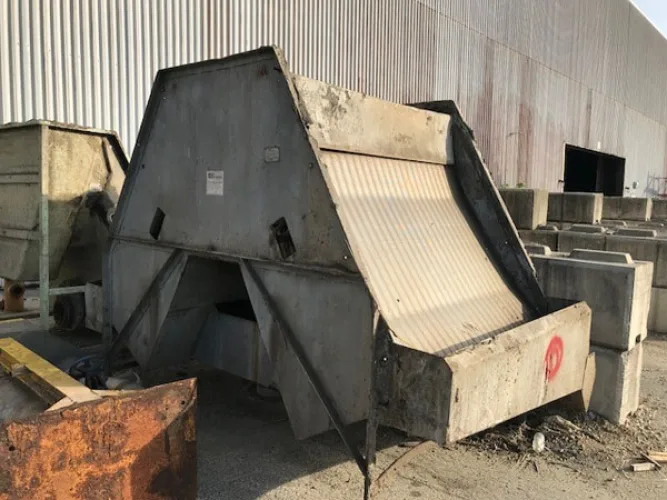 Photo #9 of PAPER EQUIPMENT AUCTION, FEATURING: FKC SINGLE & TWIN SCREW PRESS, KROFTA CLARIFIER, ANDRITZ WET LAP LINE, CALENDAR STACKS, VACUUM PUMPS, SCREENS, ROLL SPLITTER, FORK TRUCKS & ROLL CLAMP TRUCKS, CRANES, BANDSAWS, KNIFE GRINDERS, CYLINDRICAL GRINDERS,