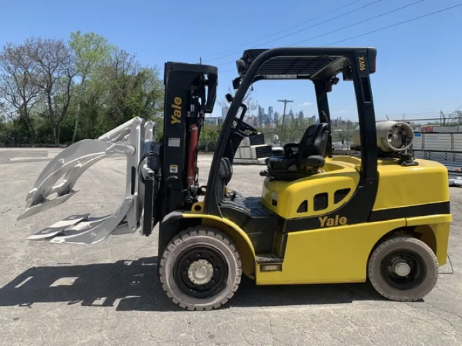Photo #33 of PAPER EQUIPMENT AUCTION, FEATURING: FKC SINGLE & TWIN SCREW PRESS, KROFTA CLARIFIER, ANDRITZ WET LAP LINE, CALENDAR STACKS, VACUUM PUMPS, SCREENS, ROLL SPLITTER, FORK TRUCKS & ROLL CLAMP TRUCKS, CRANES, BANDSAWS, KNIFE GRINDERS, CYLINDRICAL GRINDERS,