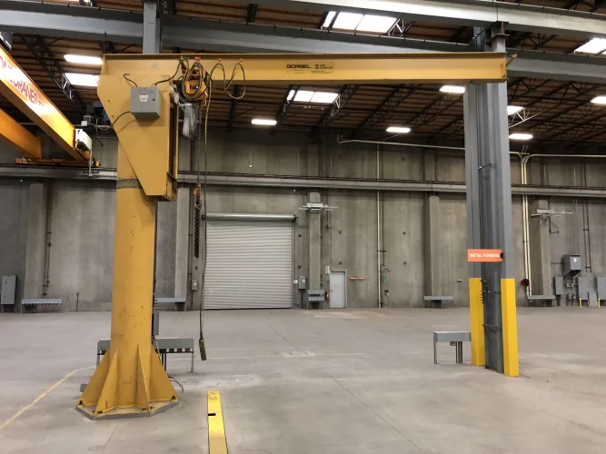 Photo #6 of EAGLEBURGMANN - ABRASIVE BLAST & SPRAY BOOTH W/ AWNING, DUST CONTAINMENT BOOTH, FREESTANDING BRIDGE CRANE SYSTEM, 1/2 TON & 2 TON JIB CRANES & LARGE QUANTITY OF HOSE REELS