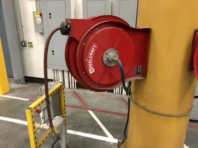 Photo #8 of EAGLEBURGMANN - ABRASIVE BLAST & SPRAY BOOTH W/ AWNING, DUST CONTAINMENT BOOTH, FREESTANDING BRIDGE CRANE SYSTEM, 1/2 TON & 2 TON JIB CRANES & LARGE QUANTITY OF HOSE REELS