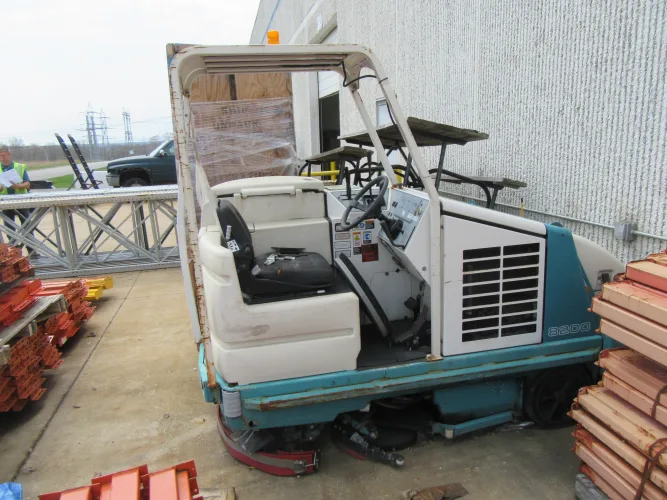 Photo #20 of ASSETS NO LONGER NEEDED IN THE CONTINUING OPERATIONS INCLUDING: SURPLUS CNC MACHINES, TOOL ROOM & INSPECTION EQUIPMENT - TTI FLOOR CARE