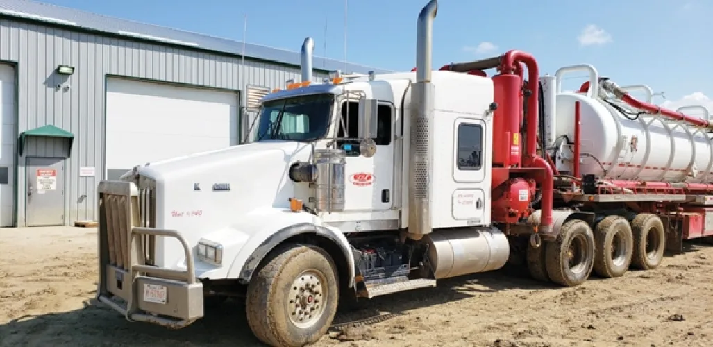 Photo #7 of LATE MODEL OILFIELD SERVICES FLEET FEATURING SEMI/VAC UNITS, PRESSURE TRUCKS, FLUSH-BY TRUCKS & VACUUM TRAILERS - MAJOR OILFIELD SERVICES CONTRACTOR ASSETS