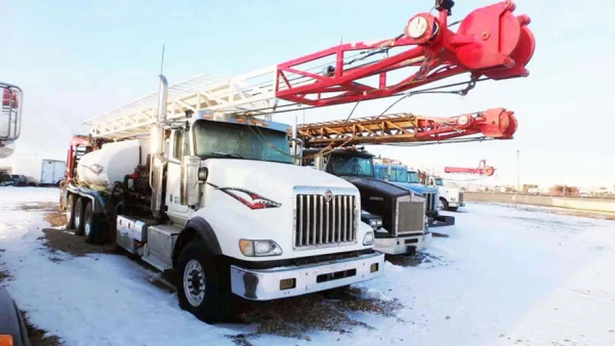 Photo #22 of LATE MODEL OILFIELD SERVICES FLEET FEATURING SEMI/VAC UNITS, PRESSURE TRUCKS, FLUSH-BY TRUCKS & VACUUM TRAILERS - MAJOR OILFIELD SERVICES CONTRACTOR ASSETS
