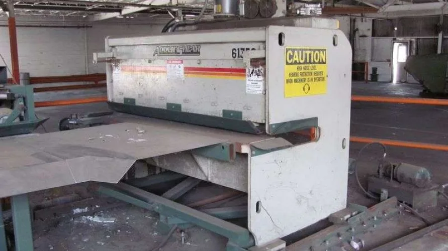 Photo #86 of FABRICATION & METALWORKING MACHINERY SALE - OVER 100 MACHINES! METAL FABRICATION, CUT-TO-LENGTH LINE, ROLL FORMING, SHEARS, BRAKES, PRESSES - STRAIGHT SIDE/COMPACTION/DOUBLE CRANK/OBI/WHEEL/C-FRAME, ROLLS, SAWS, GRINDERS, MILLS -