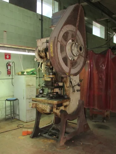 Photo #24 of COMPLETE FABRICATION & MACHINE SHOP, THOUSANDS OF DOLLARS' WORTH OF INVENTORY/SPARE PARTS/NEW COMPLETE MARINE AIR CONDITIONERS & ALL RELATED SPARES, NEW CHILLERS, AIR HANDLERS, CONTROL PANELS & ACCESSORIES, PUMPS, THERMOSTATS, COILS & MORE - FORMER
