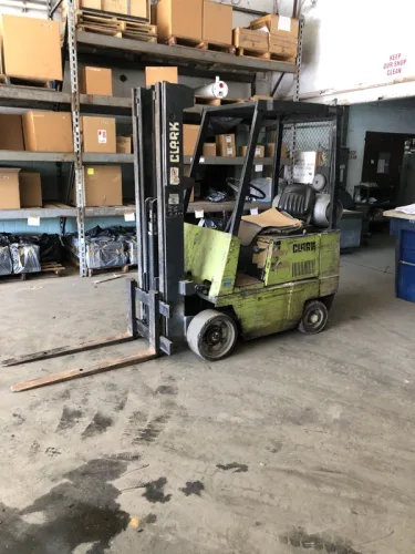 Photo #34 of COMPLETE FABRICATION & MACHINE SHOP, THOUSANDS OF DOLLARS' WORTH OF INVENTORY/SPARE PARTS/NEW COMPLETE MARINE AIR CONDITIONERS & ALL RELATED SPARES, NEW CHILLERS, AIR HANDLERS, CONTROL PANELS & ACCESSORIES, PUMPS, THERMOSTATS, COILS & MORE - FORMER