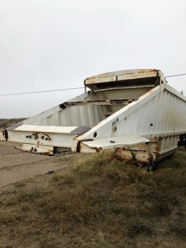 Photo #19 of McCLOSKEY VIBRATORY SCREENERS, CAT EXCAVATORS, CAT LOADERS, TRAILERS & MORE - MAVERICK AGGREGATES