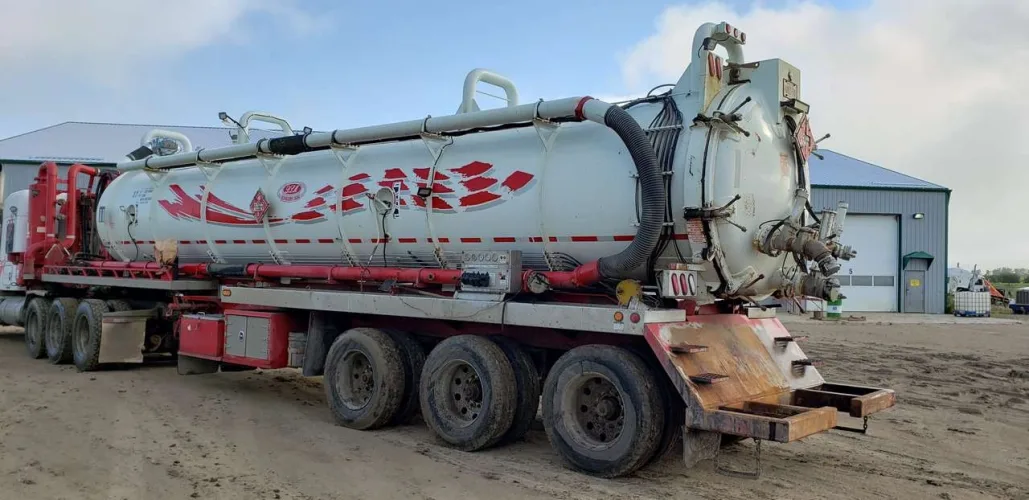 Photo #2 of SECOND IN A SERIES OF DLM OILFIELD SALES - MULTIMILLION-DOLLAR, MULTI-LOCATION AUCTION, INCLUDING: ROLLING STOCK, CONSTRUCTION, OILFIELD, GAS & ENERGY EQUIPMENT