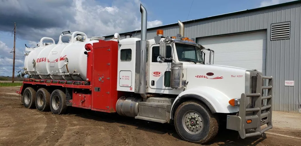 Photo #19 of SECOND IN A SERIES OF DLM OILFIELD SALES - MULTIMILLION-DOLLAR, MULTI-LOCATION AUCTION, INCLUDING: ROLLING STOCK, CONSTRUCTION, OILFIELD, GAS & ENERGY EQUIPMENT
