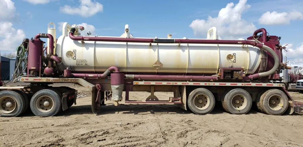Photo #44 of SECOND IN A SERIES OF DLM OILFIELD SALES - MULTIMILLION-DOLLAR, MULTI-LOCATION AUCTION, INCLUDING: ROLLING STOCK, CONSTRUCTION, OILFIELD, GAS & ENERGY EQUIPMENT