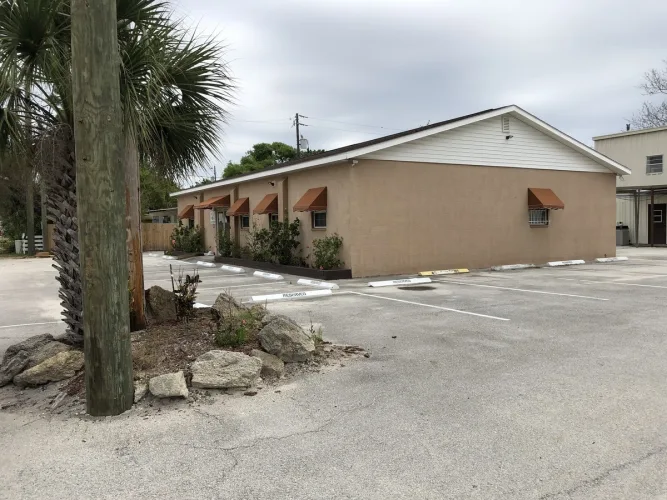 Photo #1 of REAL ESTATE FOR SALE OR LEASE - HOLLY HILL FL: 6,630± SF OF OFFICE/LIGHT MANUFACTURING, INCLUDING APPROXIMATELY, INCLUDING: 3,112± WAREHOUSE/MANUFACTURING, 3,518± HVAC OFFICE